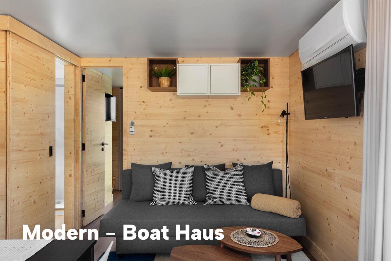 Boat Haus - Casas Flotantes Frente A Gibraltar Hotel La Línea de la Concepción Exterior foto