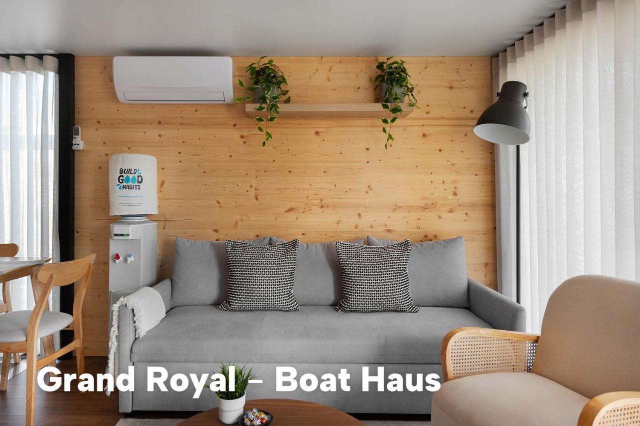 Boat Haus - Casas Flotantes Frente A Gibraltar Hotel La Línea de la Concepción Exterior foto
