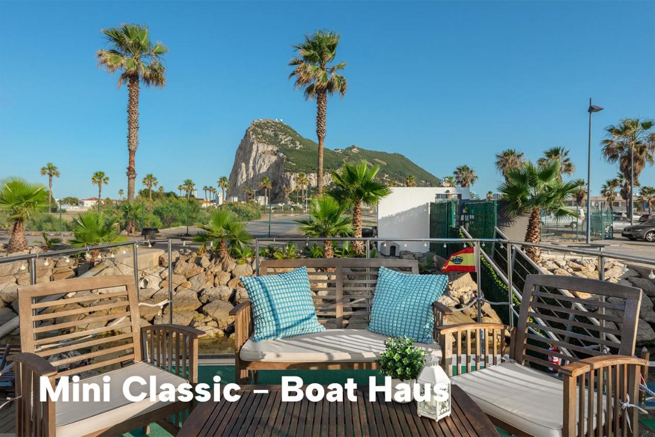Boat Haus - Casas Flotantes Frente A Gibraltar Hotel La Línea de la Concepción Exterior foto