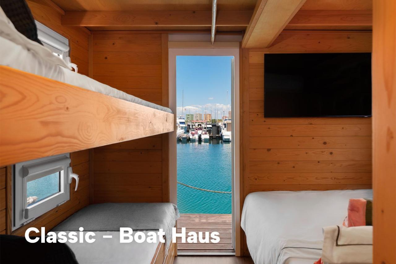 Boat Haus - Casas Flotantes Frente A Gibraltar Hotel La Línea de la Concepción Exterior foto